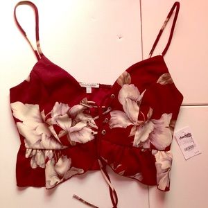NWT! | Lace-up Floral Crop Top
